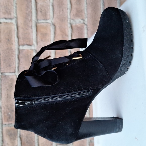 Hogl Genuine Suede Ankle Booties - Picture 5 of 9